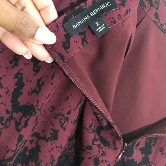 BANANA REPUBLIC Ruffle Flounce Hem Marble Printed Mini Skirt Size 2 - Picture 4 of 9